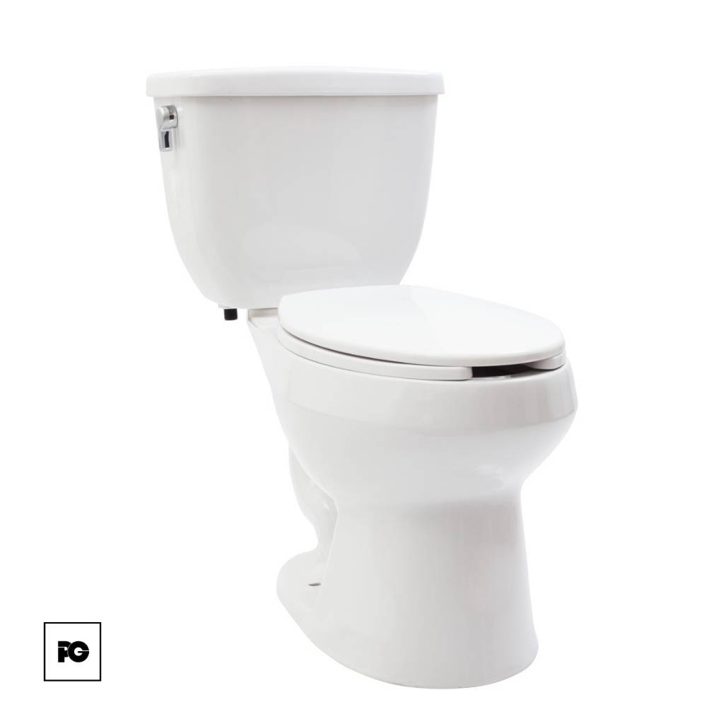 Sanitario-kenzo-blanco-corona-3-ok | Plomería García White ceramic toilet with closed lid and tank, set against a white background.