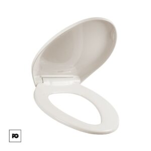Asiento de plástico alargado, color hueso con sistema de ajuste perfecto.