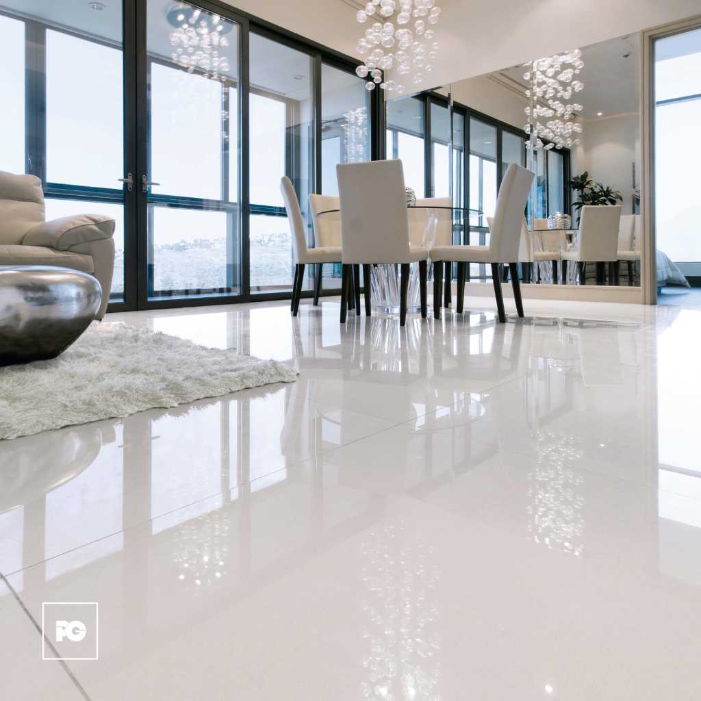 Piso porcelánico rectificado color beige formato 60x60, modelo Baveno. - Imagen 2